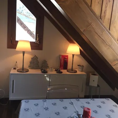 Esplendido Atico En Sallent Con Vistas サジェント・デ・ガジェゴ