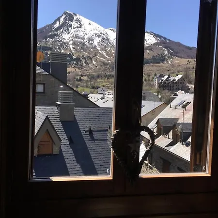 Apartment Esplendido Atico En Sallent Con Vistas