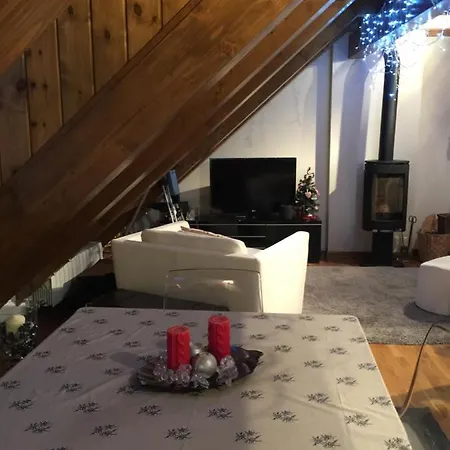 Esplendido Atico En Sallent Con Vistas Sallent De Gallego