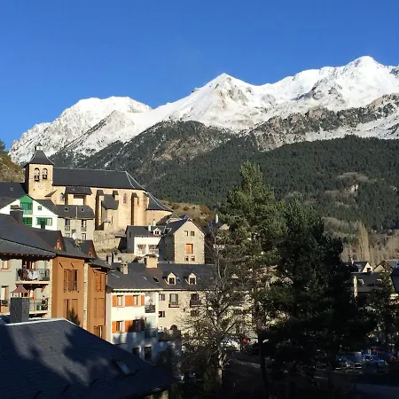 아파트 Esplendido Atico En Sallent Con Vistas