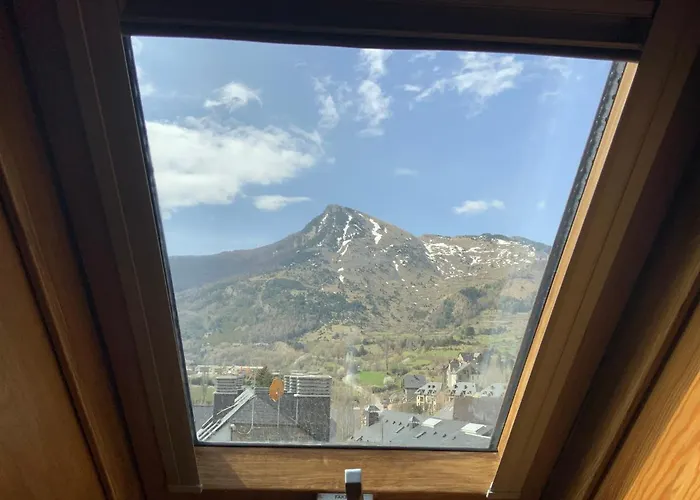 Esplendido Atico En Sallent Con Vistas