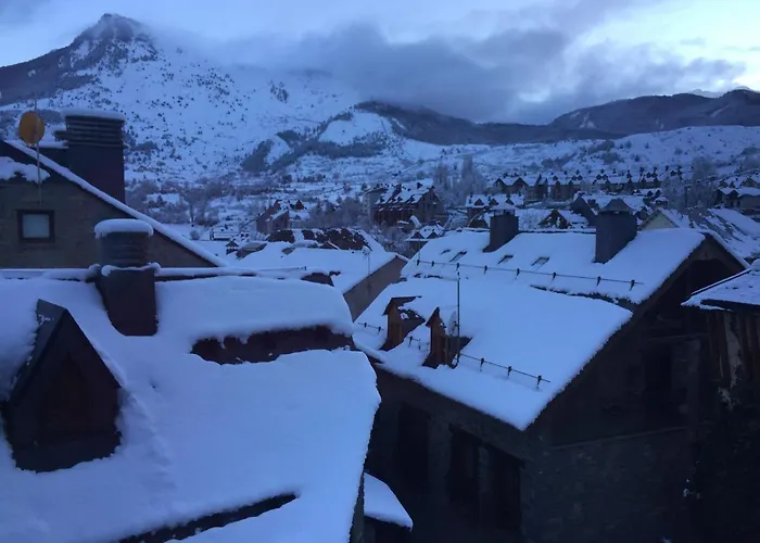 Esplendido Atico En Sallent Con Vistas *